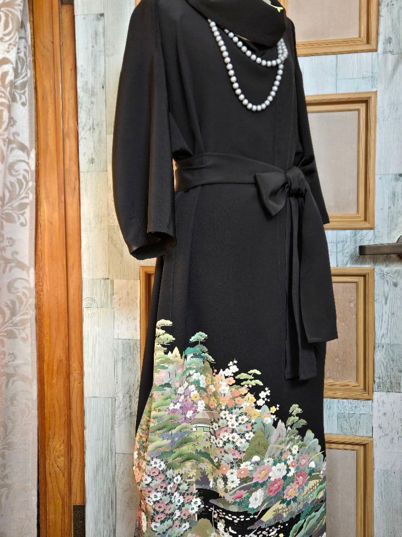 575　着物リメイク黒留袖 ワンピースロング