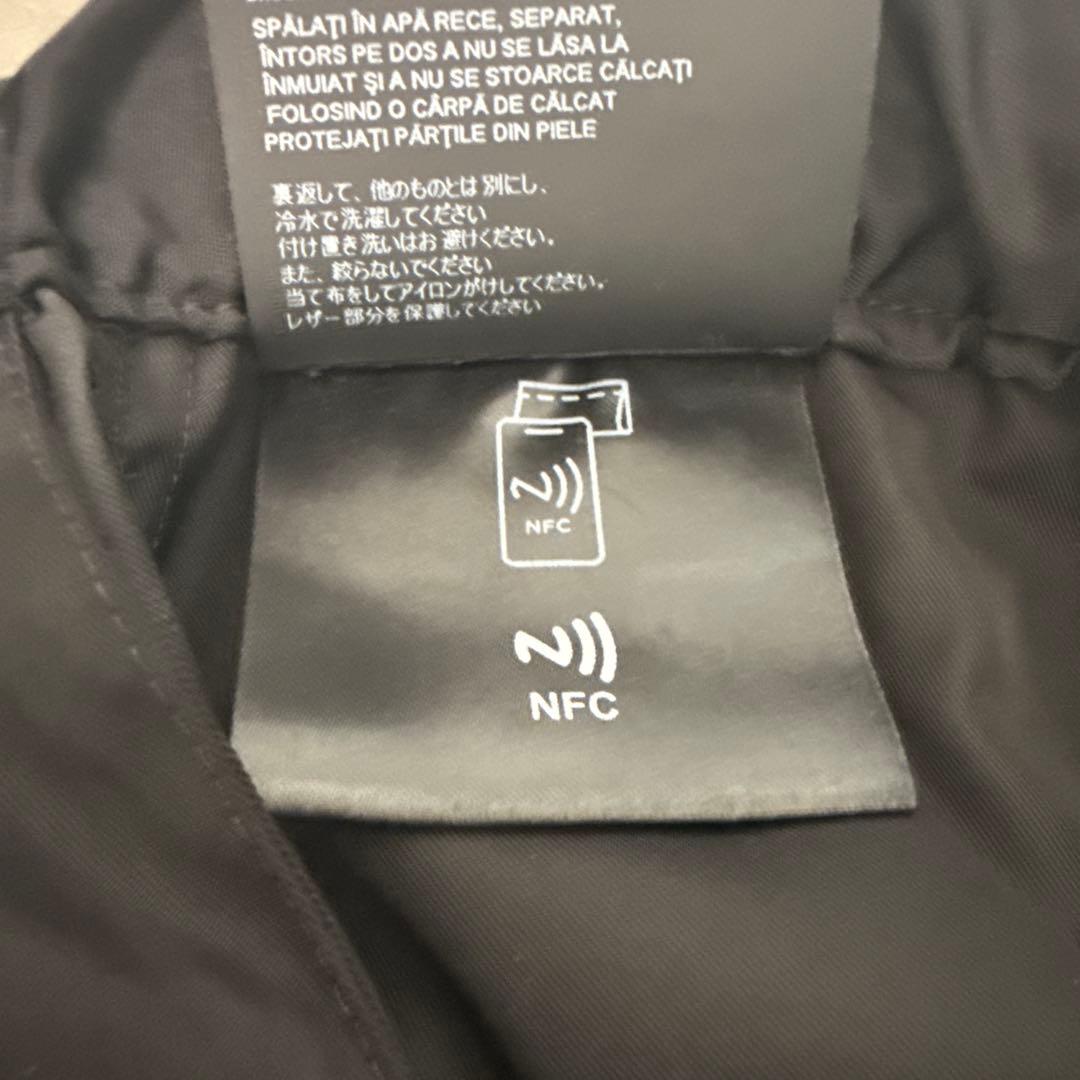 プラダRe-Nylon三角ロゴプレートバミューダカーゴハーフパンツ メンズ 44