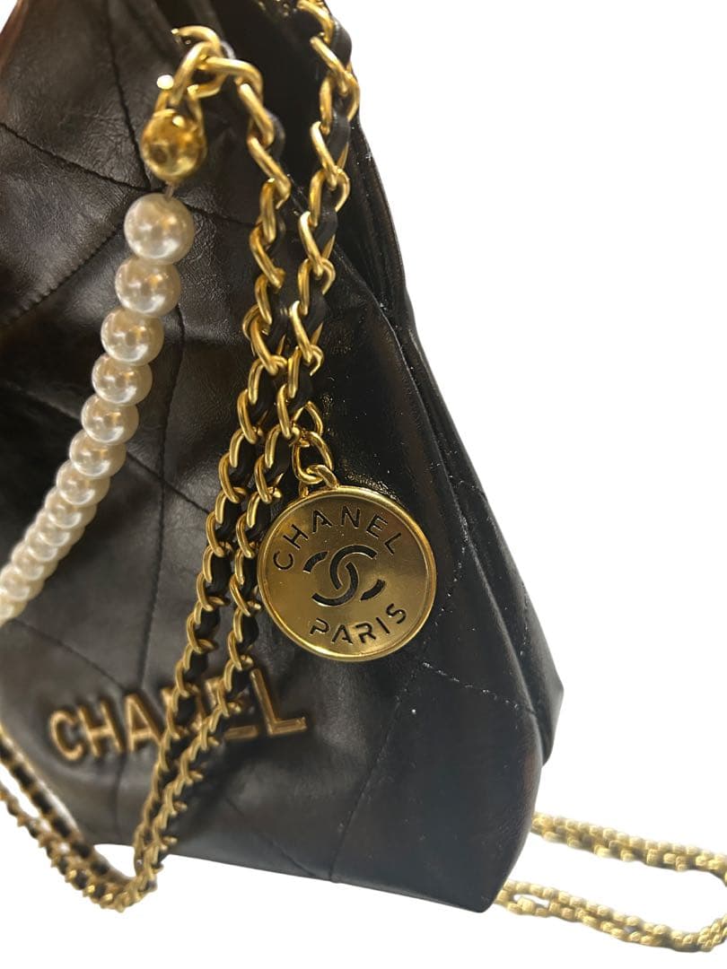 CHANEL ノベルティ チェーンバッグ ポーチ付き