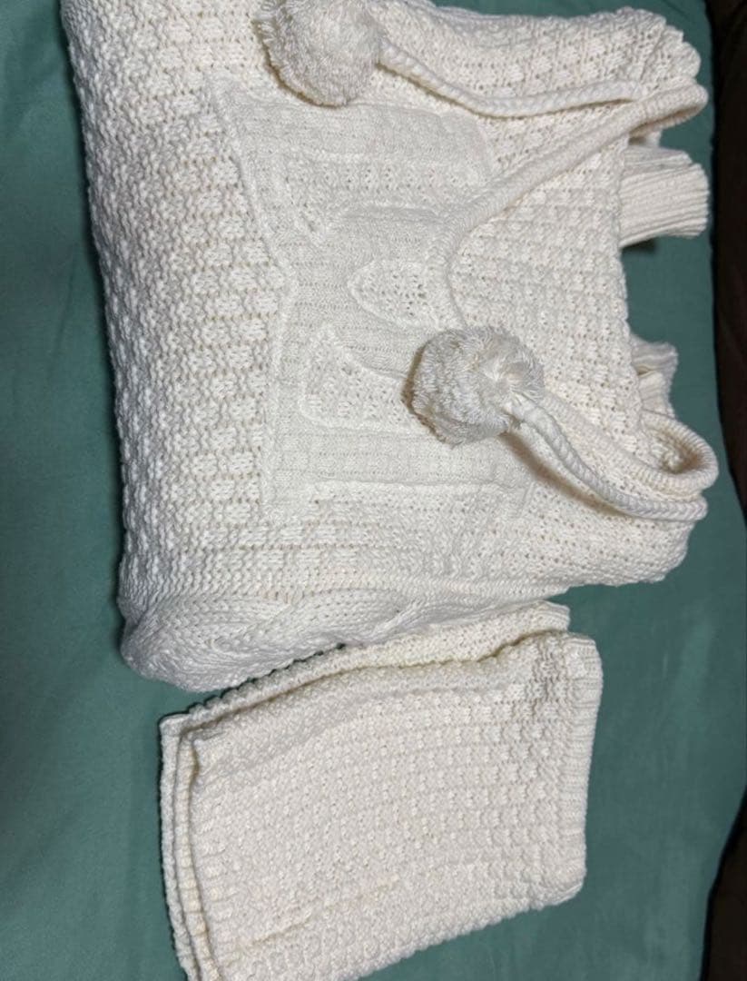 ダーリッチ ケーブルDDロゴVネックニットフーディ アイボリー free