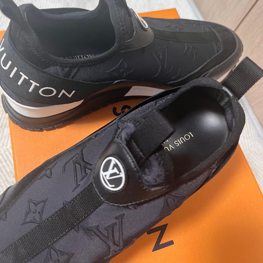 LOUIS VUITTON ルイヴィトン ランアウェイ　スニーカー シューズ