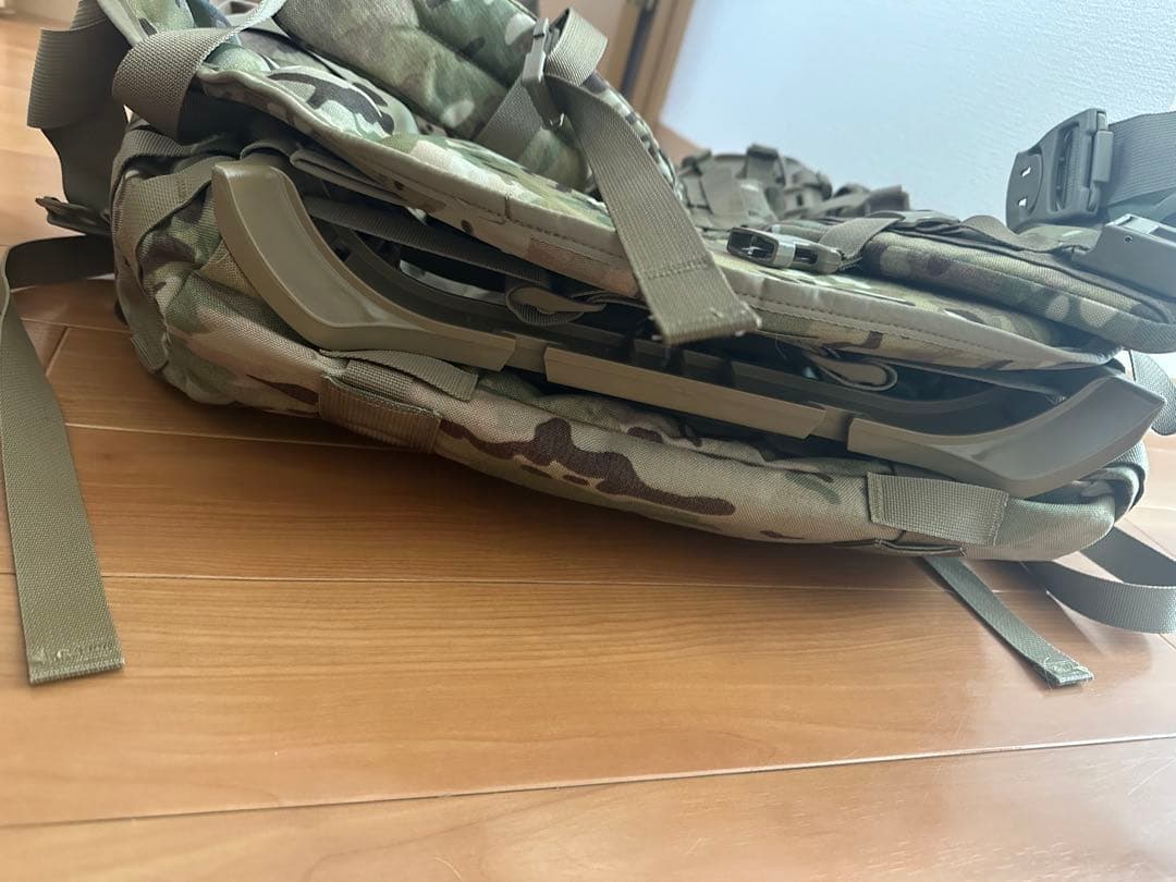 US米軍　MOLLE Rucksack 迷彩バックパック