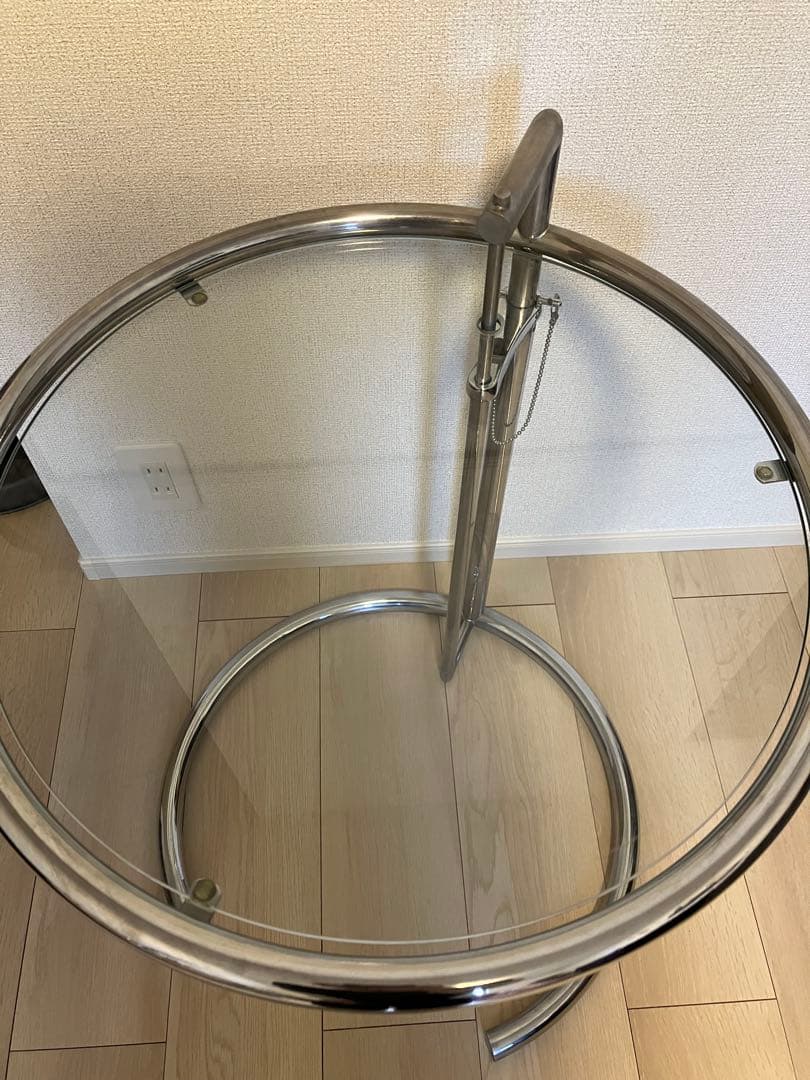 Cassina/ClassiCon カッシーナ クラシコン サイドテーブル