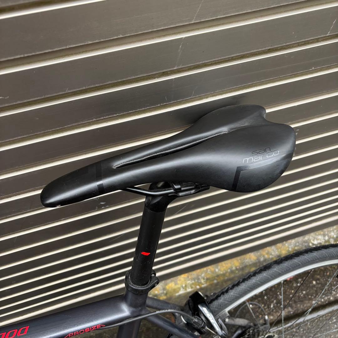 ロードバイク 現行 コラテック DOLOMITI 54 ヘルメット 空気入れ