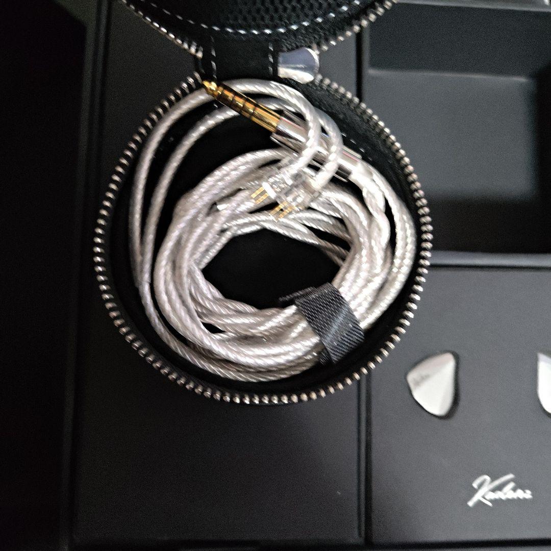 水月雨 / MoonDrop Kadenz