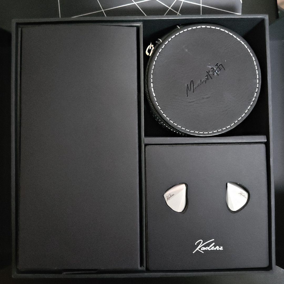 水月雨 / MoonDrop Kadenz