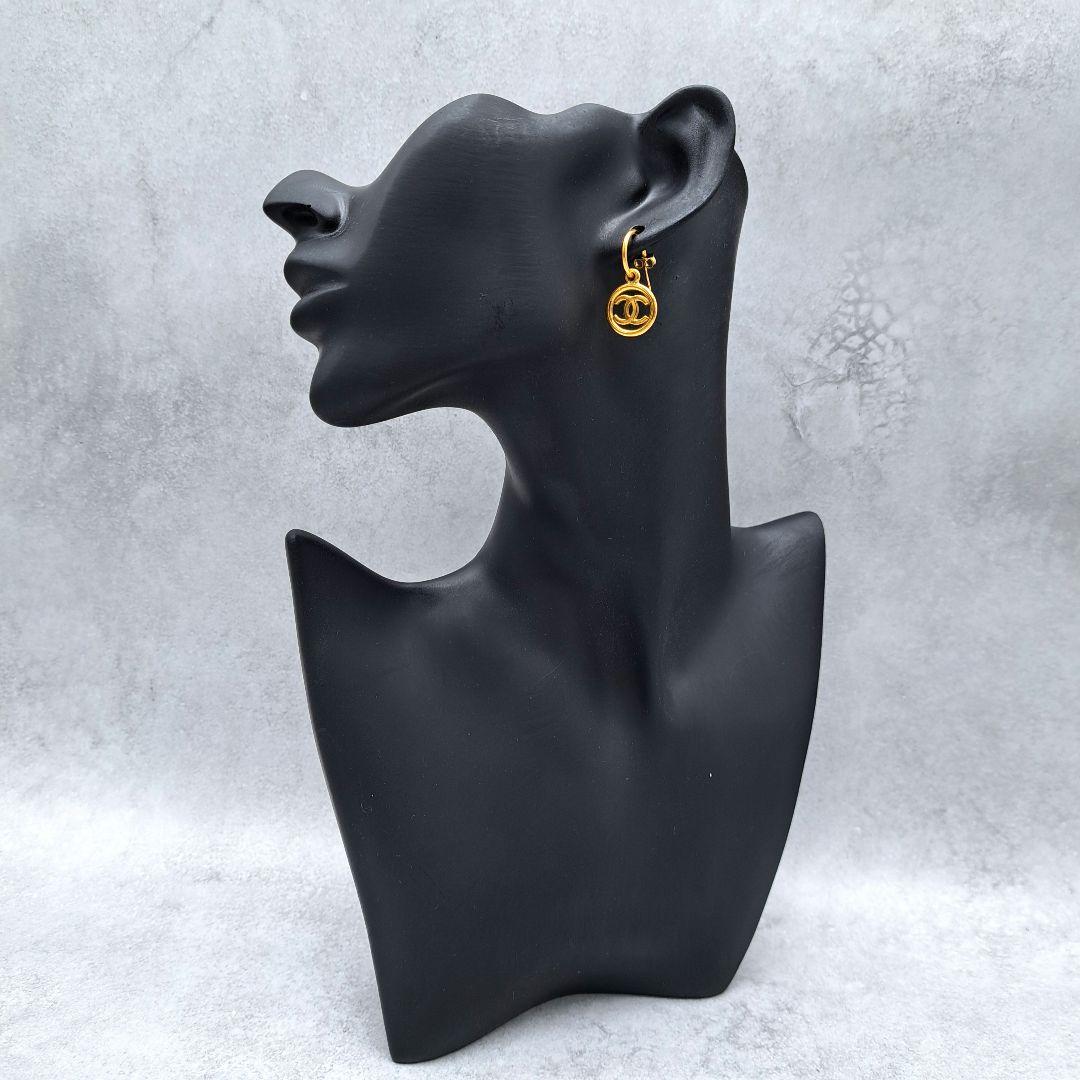 CHANEL シャネル ピアス ココマーク フープ ゴールド スイング 両耳