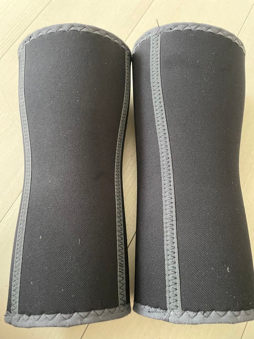 A7 RIGOR MORTIS ニースリーブ　Sサイズ