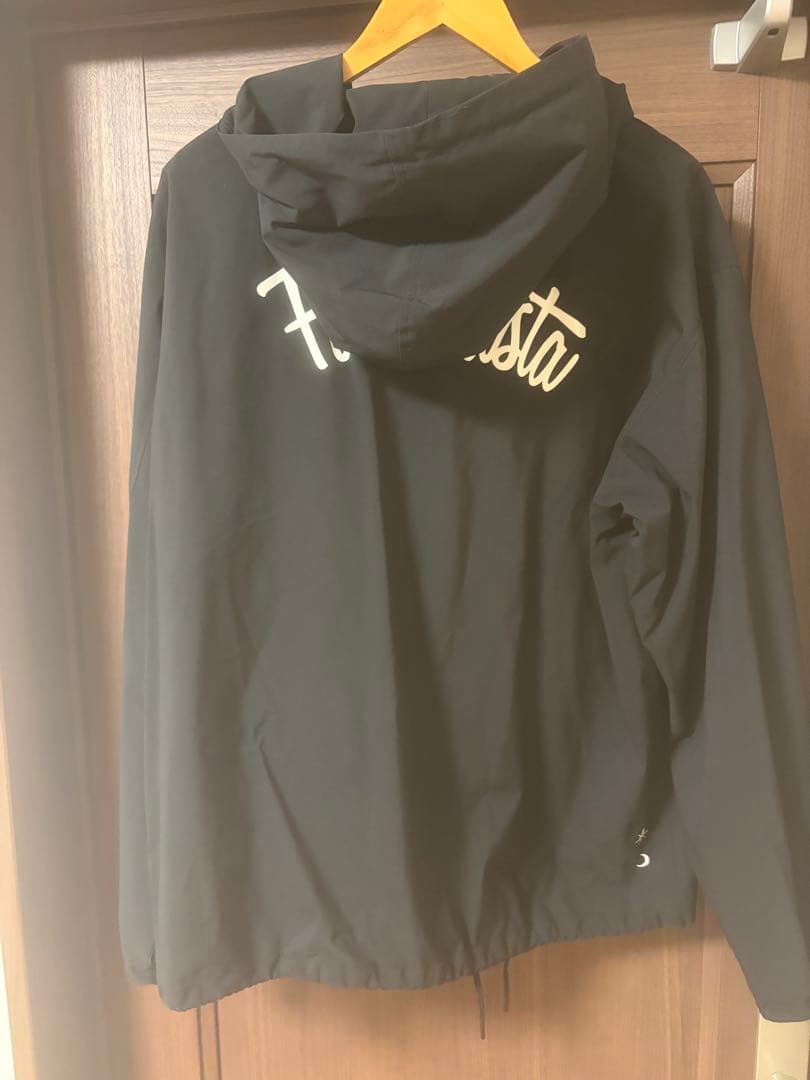 ルースイソンブラ　Futebolista コーチジャケット 黒