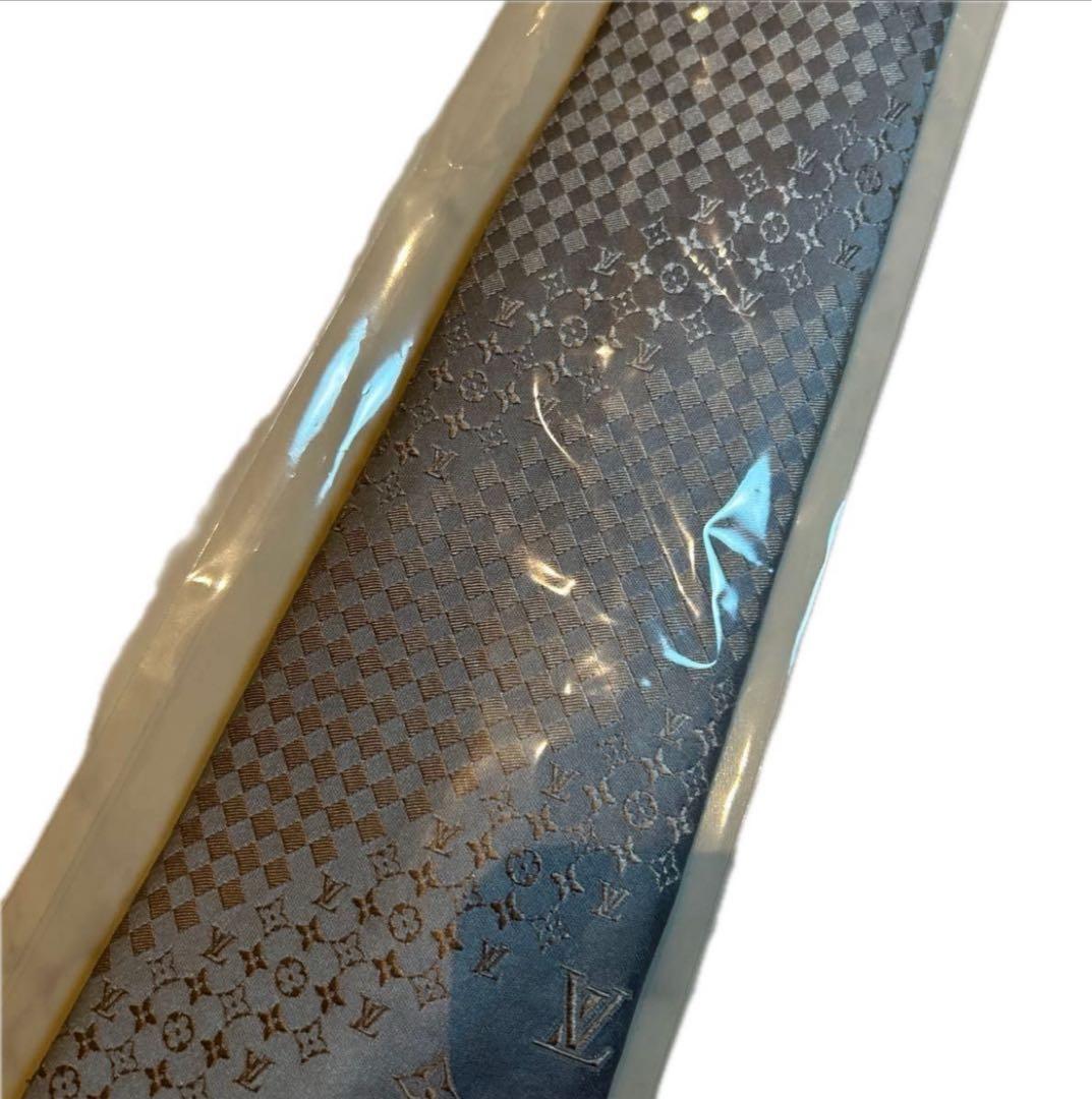 クリーニング済み✨ルイヴィトン ネクタイ シルバーブルー モノグラム