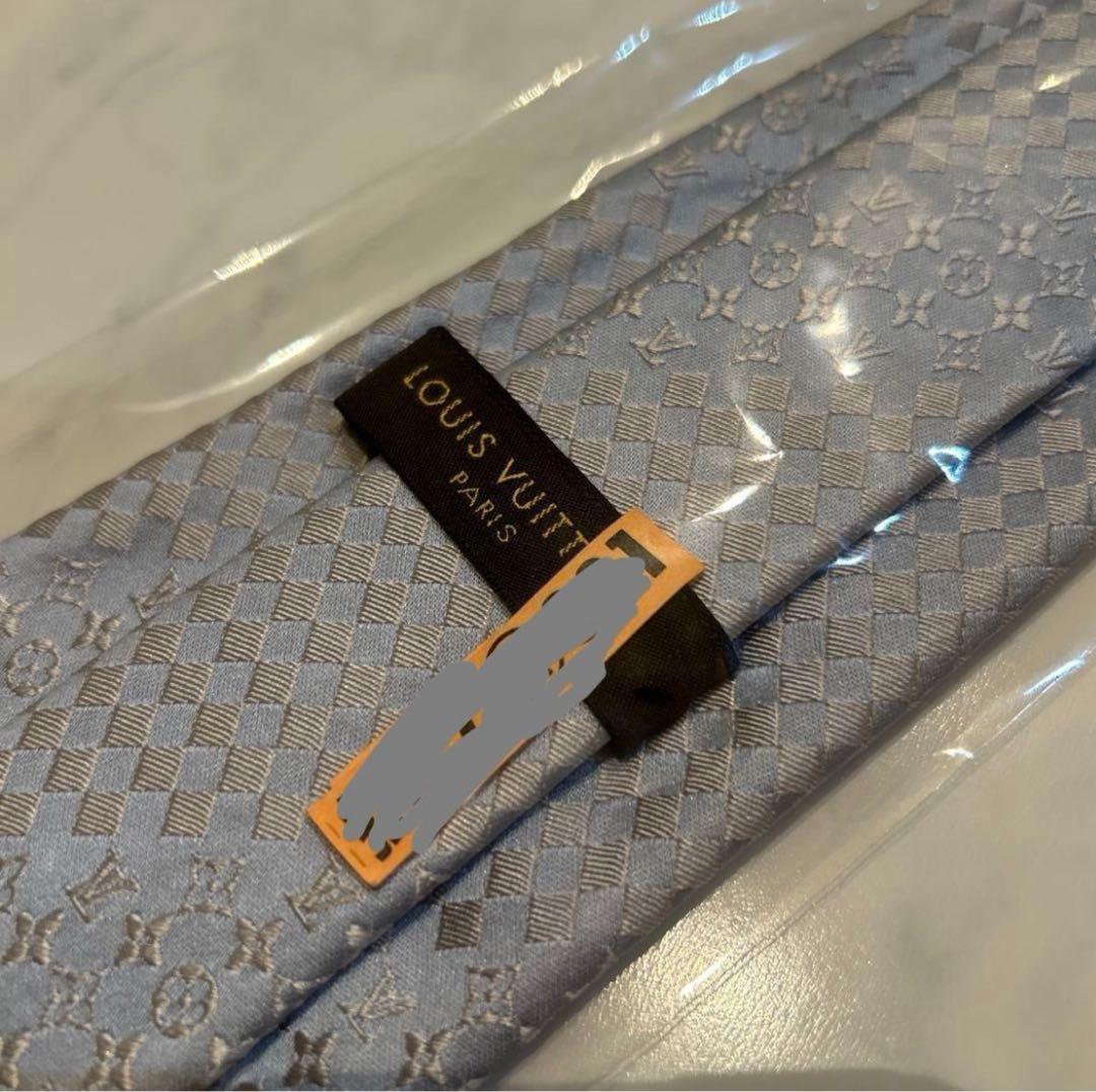 クリーニング済み✨ルイヴィトン ネクタイ シルバーブルー モノグラム