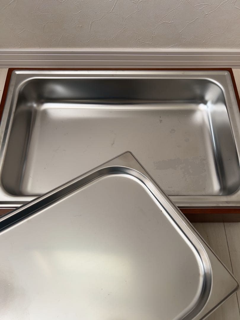 業務用透明カバー付き食品保存容器