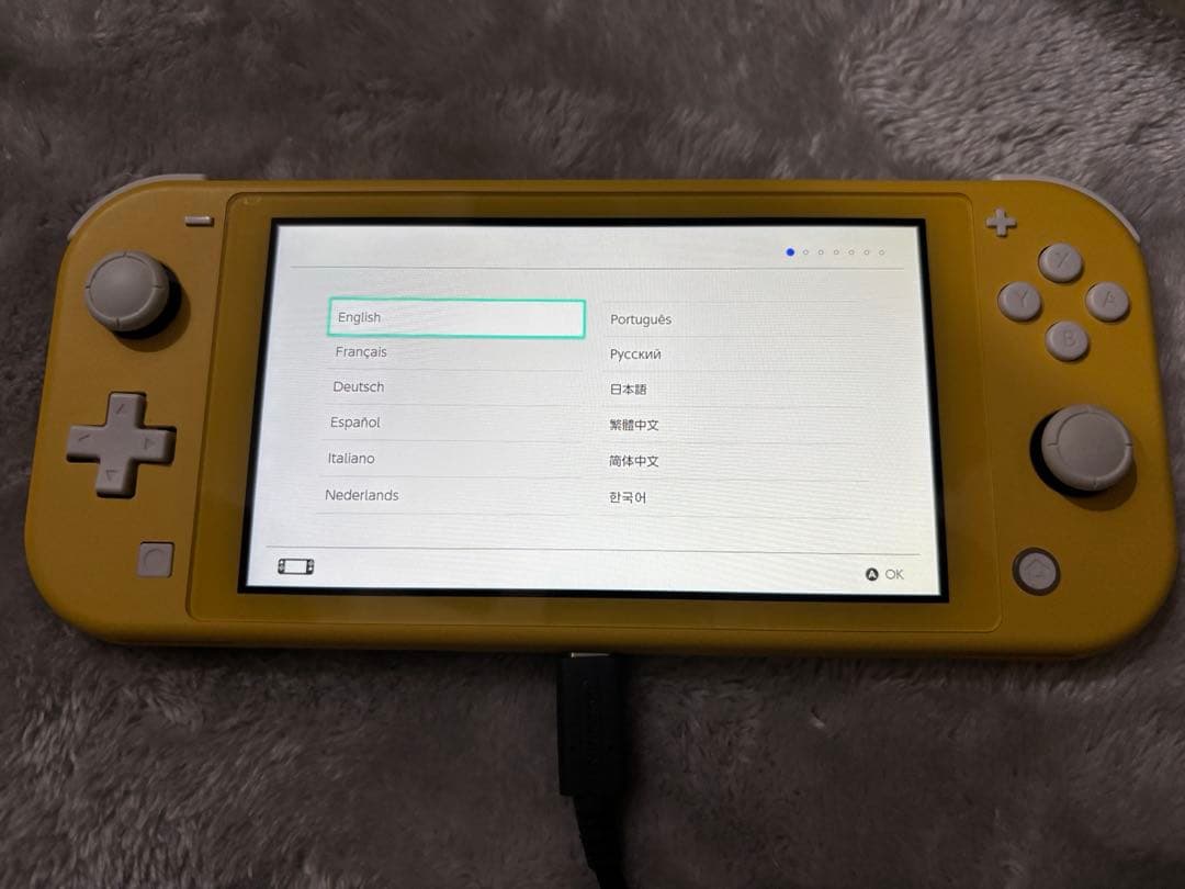 Nintendo Switch Lite イエロー 美品