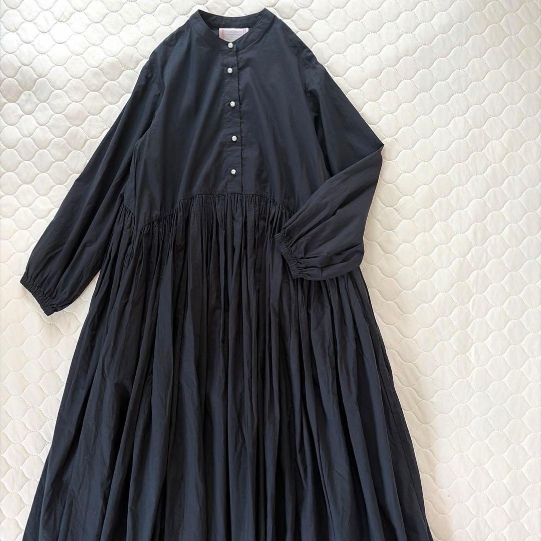 【美品】BEARDSLEY パールボタンギャザーワンピース　ブラック　サイズ0