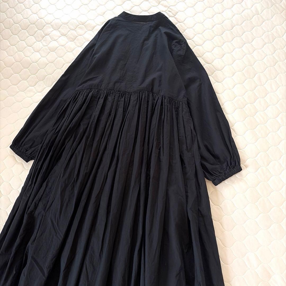 【美品】BEARDSLEY パールボタンギャザーワンピース　ブラック　サイズ0