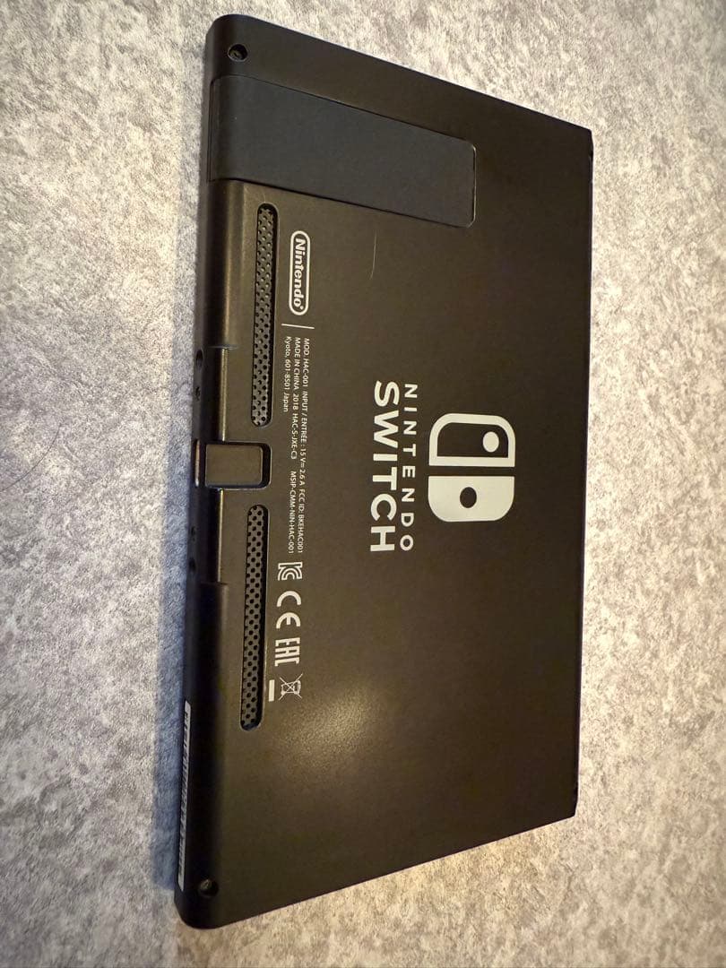 ニンテンドースイッチ 本体のみ　2018年製 初期型