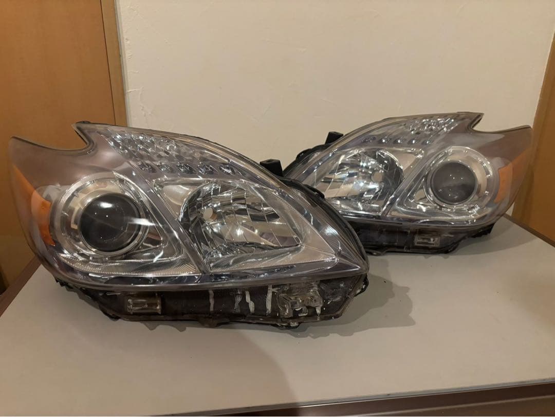 30プリウス USヘッドライト　純正加工品