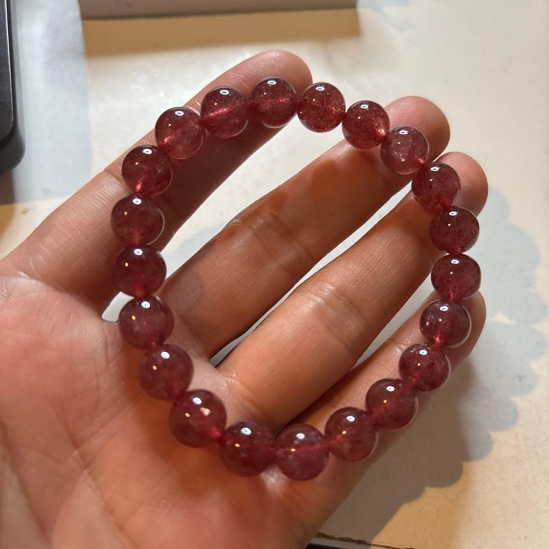 これは！めっちゃくちゃすごいストロベリークオーツ！なかなかない！