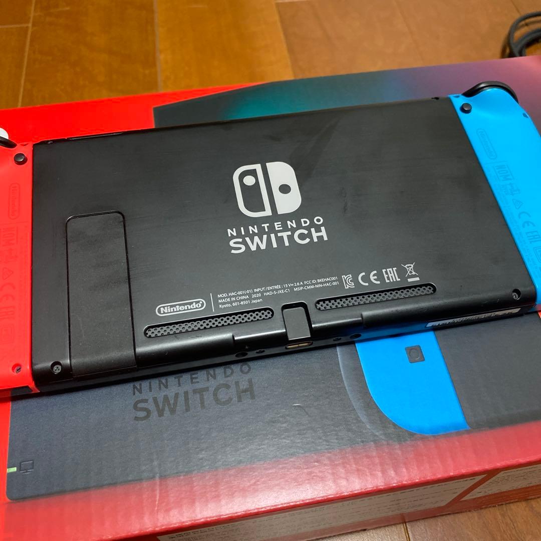 完動品　美品　箱付き　任天堂　Switch ニンテンドー