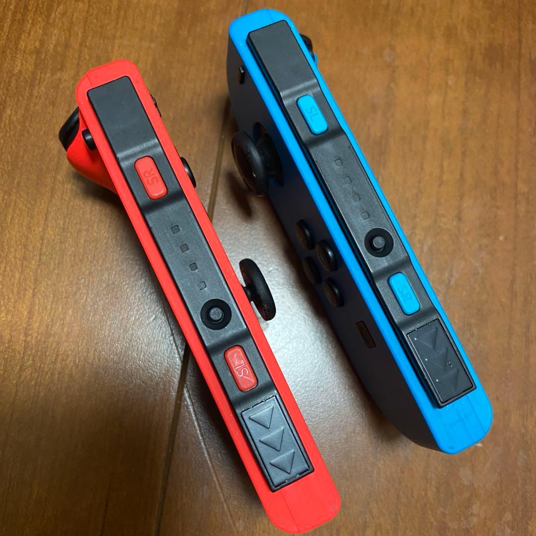 完動品　美品　箱付き　任天堂　Switch ニンテンドー