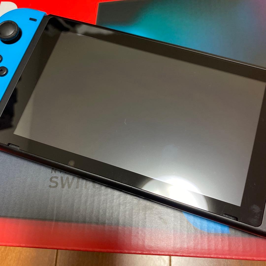 完動品　美品　箱付き　任天堂　Switch ニンテンドー