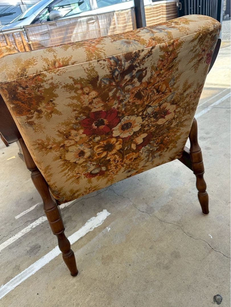 カリモク 花柄ソファセットとテーブル 茨城県古河市まで引き取り限定