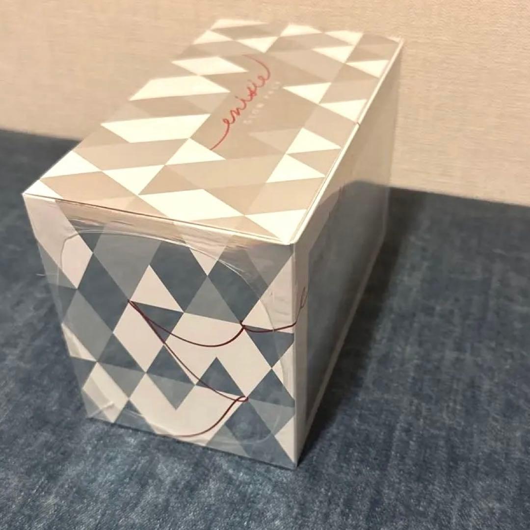 新品未開封　エニシーグロウパック　フェイシャルジェルパック　たかの友梨にて購入