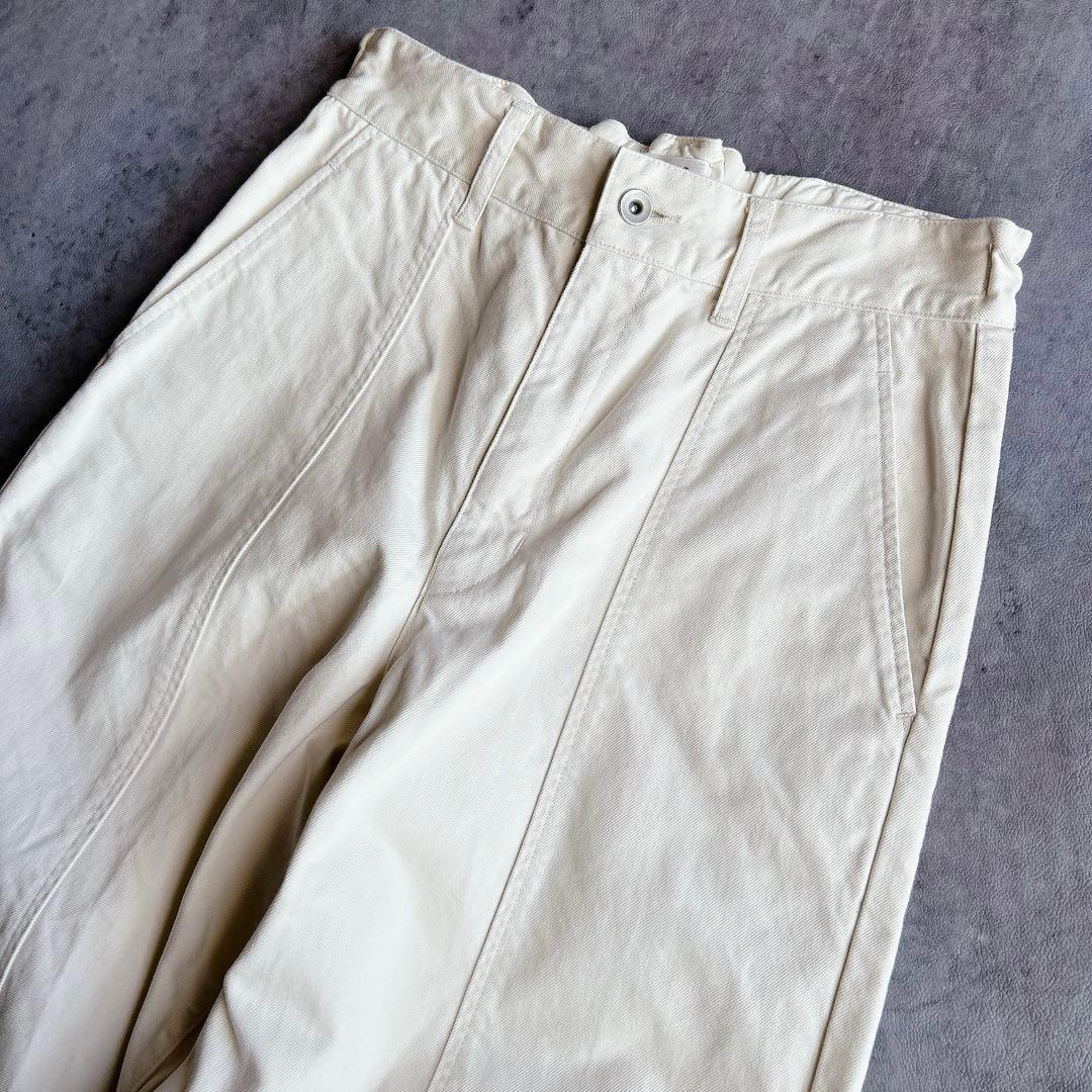 D.M.G ⿻ フレンチドリル アーモンドパンツ ルーズ 白 ボールパンツ 春