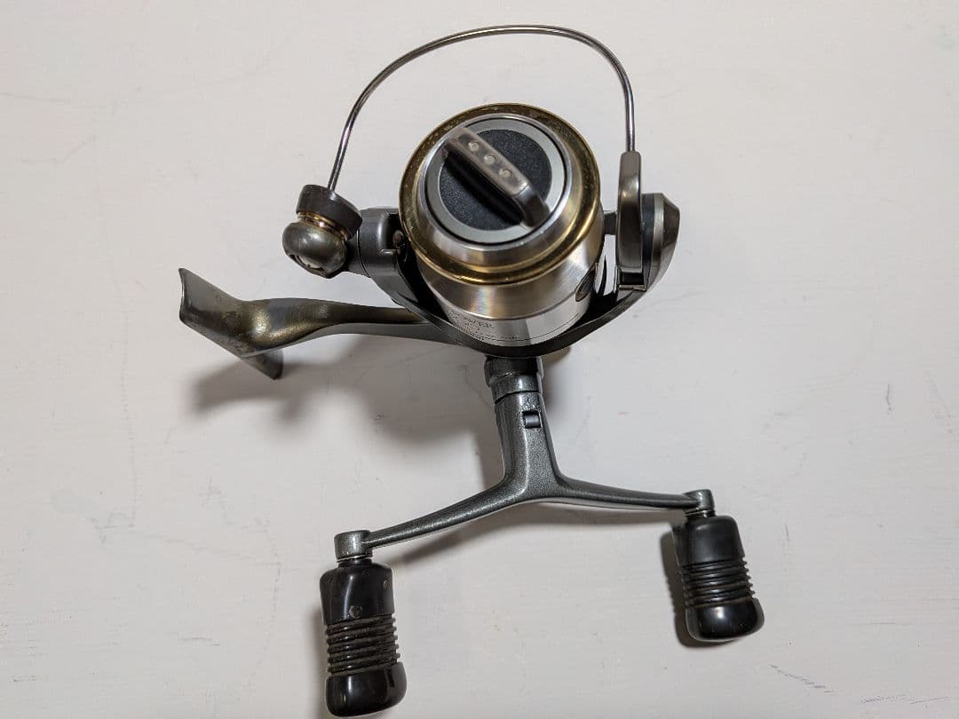 シマノ　TWINPOWER 2500Wハンドル