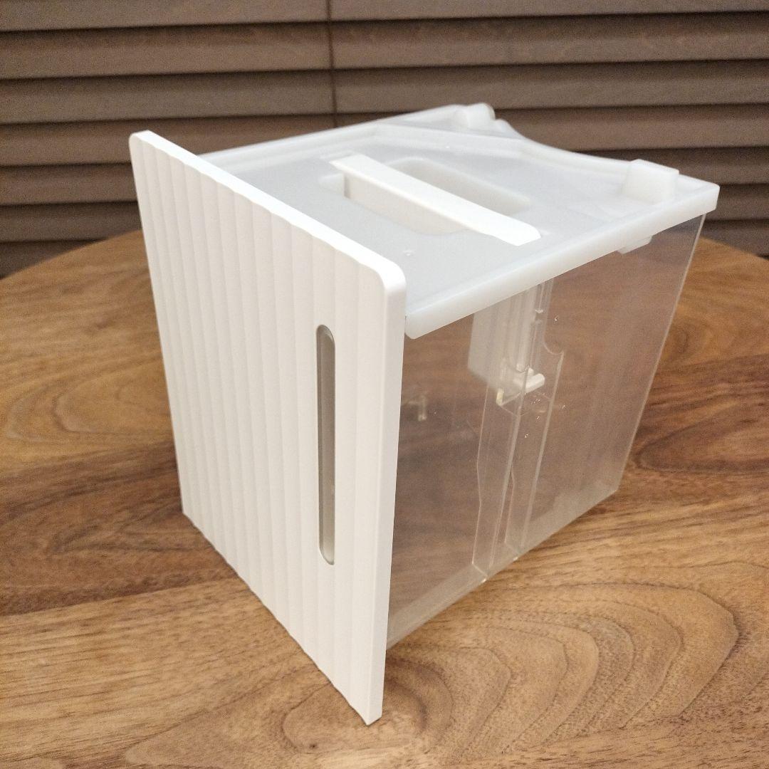 【未使用に近い】cado 除湿機 ROOT7100 ホワイト 　2021年製