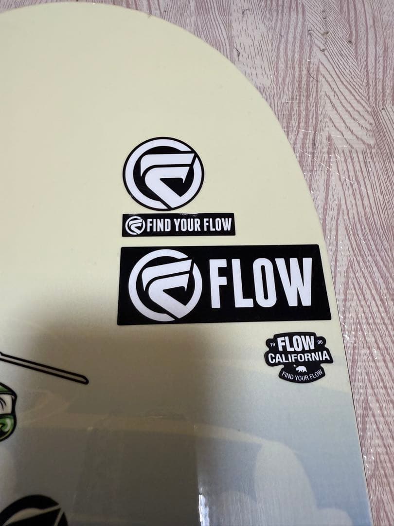 レ*ズ様 子供用Flow スノーボード 100センチ‼️バインディング付き