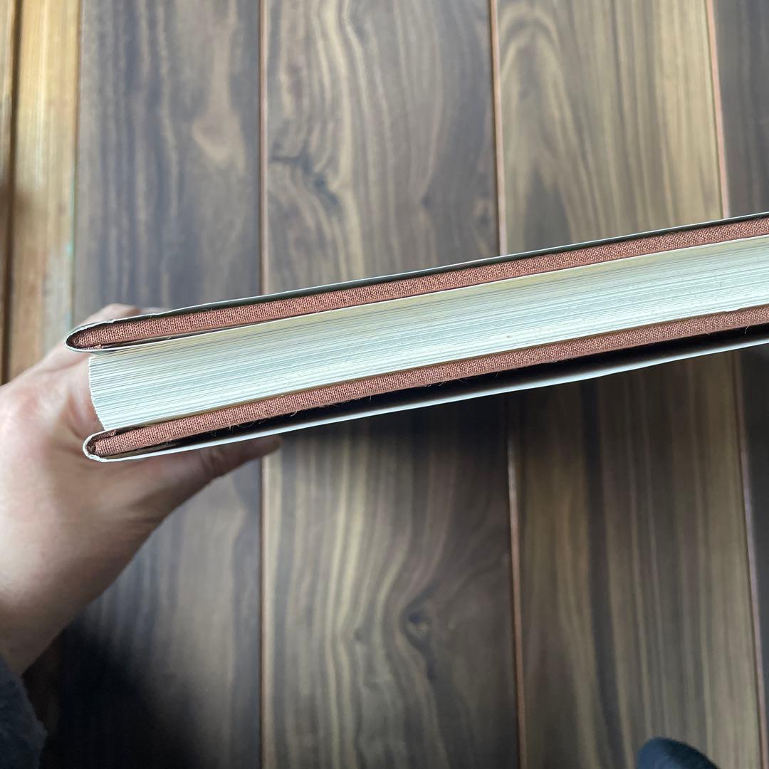 アート・デザイン・音楽 The Lotus Flower: A Textile Hidden in