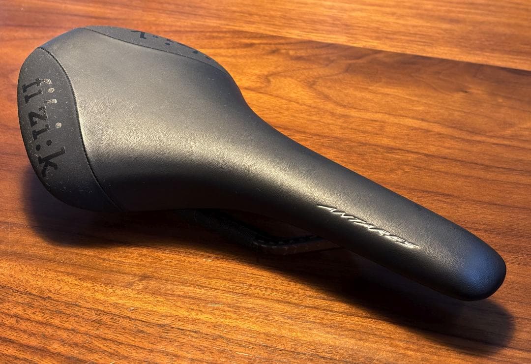 fizik Antares カーボンレール