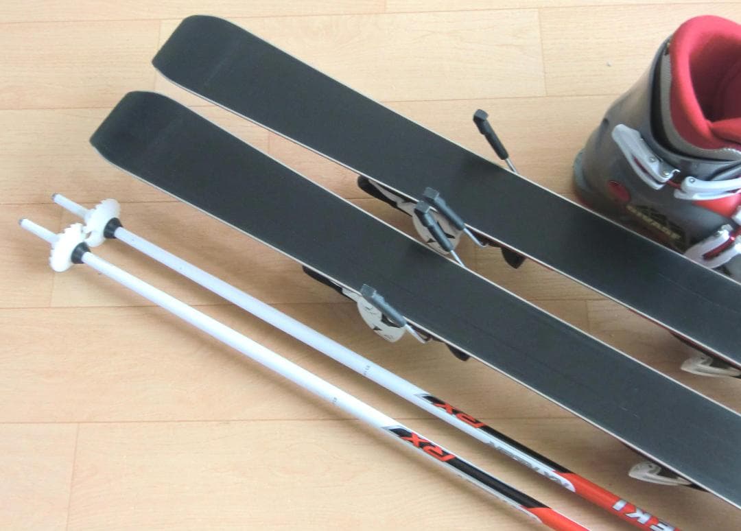 ■■送料無料■ATOMIC＋Hart■子供用スキーセット■110/21■WAX■