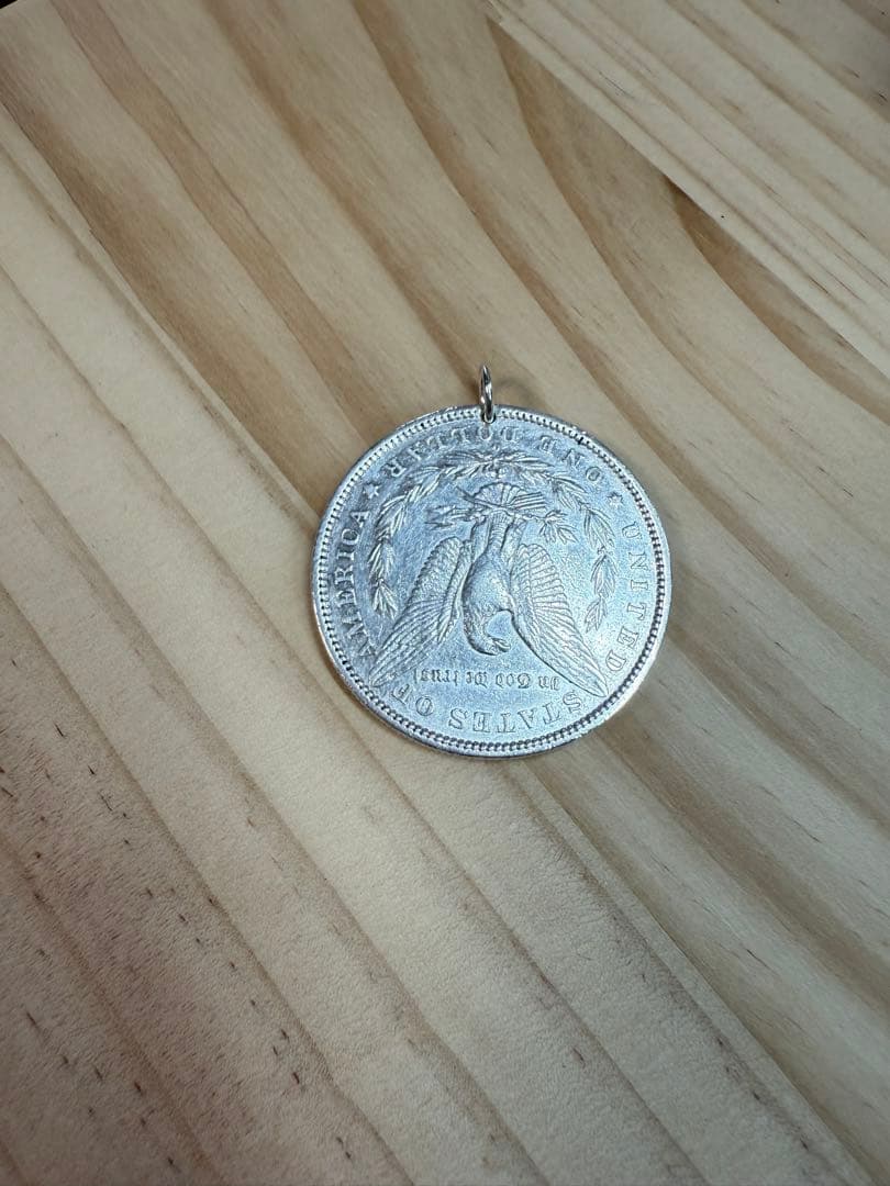 モルガン銀貨ペンダント　1881年
