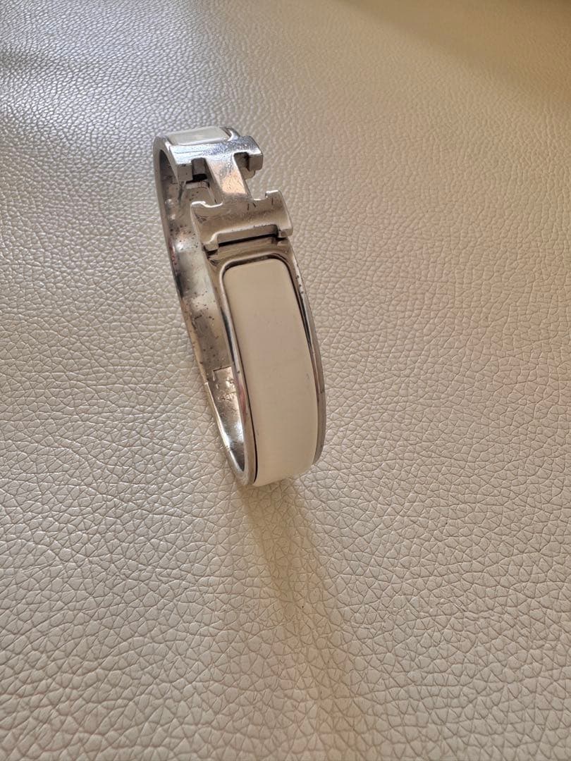 【写真追加】HERMESクリックＨ(ホワイト×シルバー)