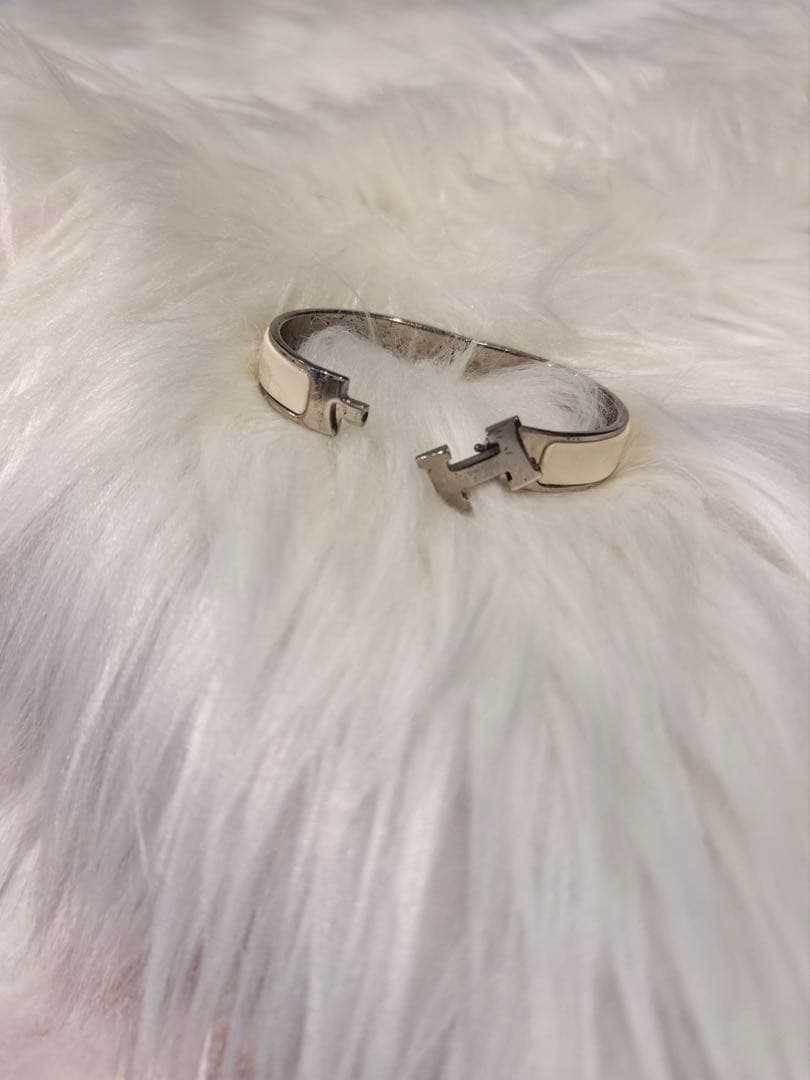 【写真追加】HERMESクリックＨ(ホワイト×シルバー)