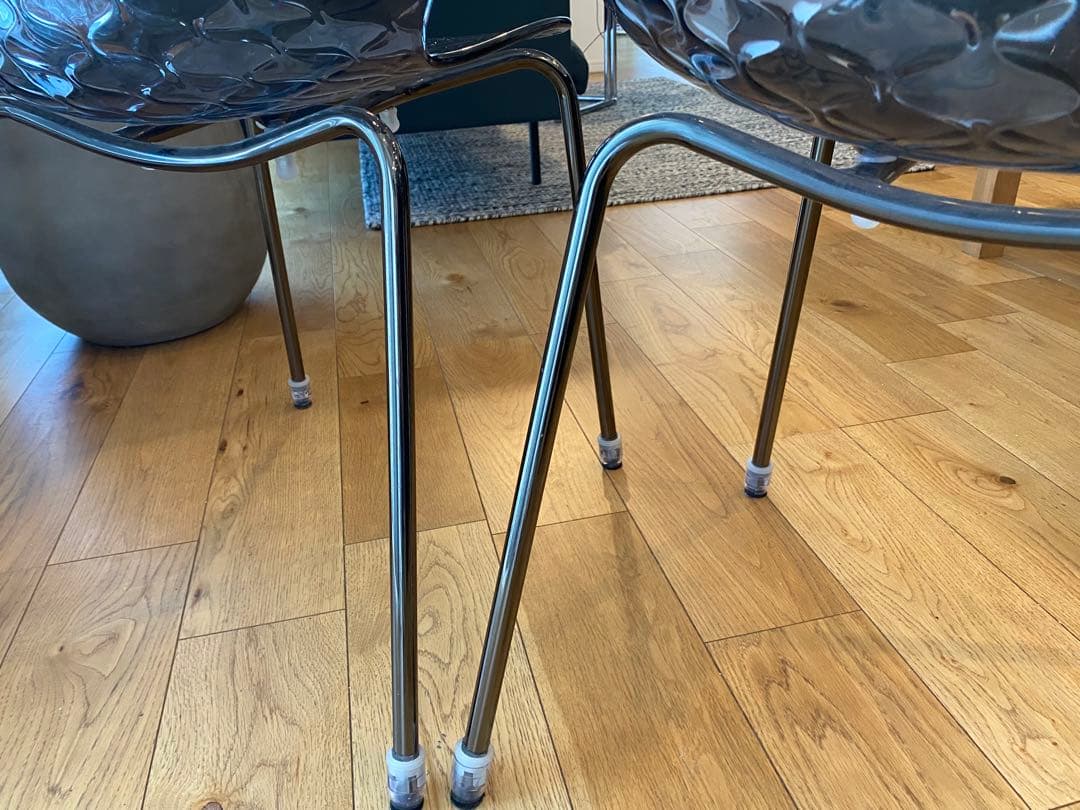 引き取り限定！カリガリス　サントロペ　チェア　スモークグレー　2脚セット