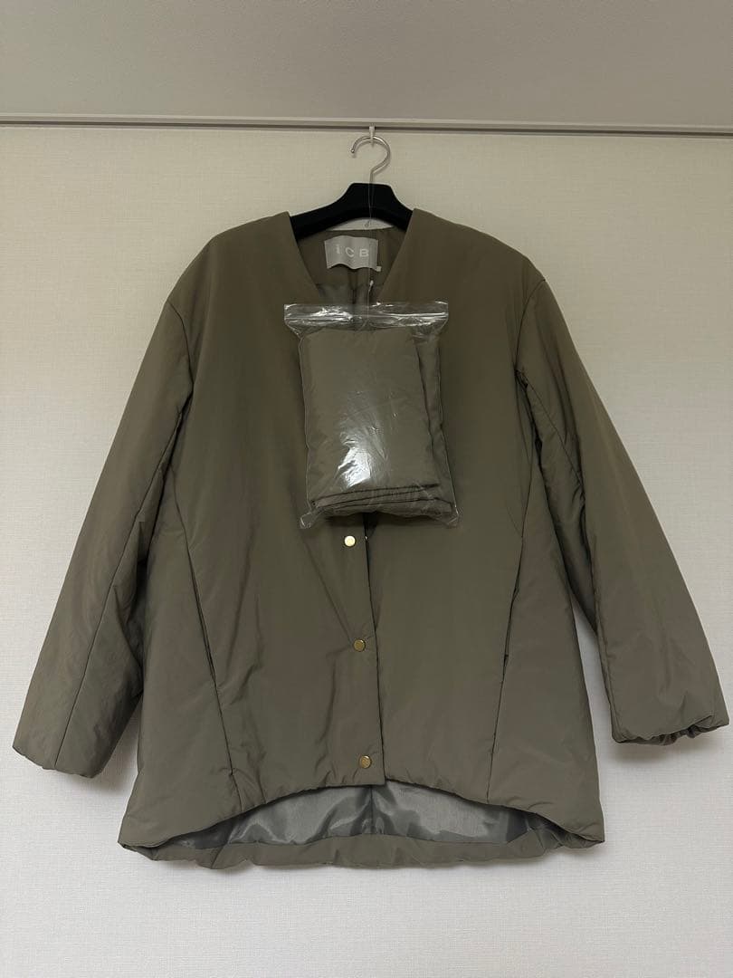 ICB パディングジャケット アッシュカーキ系