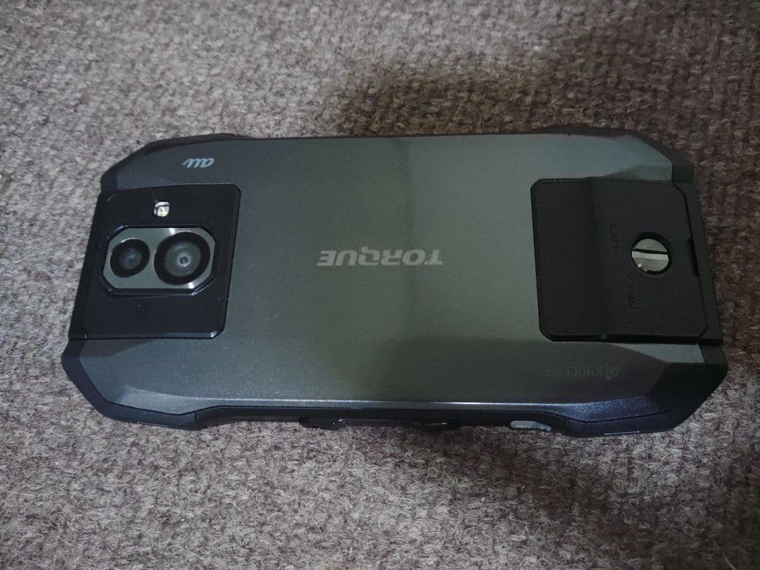 京セラ　TORQUE G04 ブラック