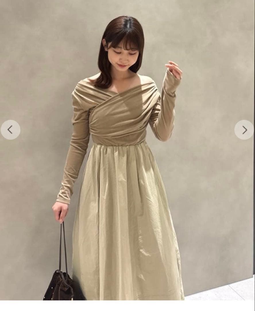 COCO DEAL ベロアドッキングワンピース ベージュ　新品未使用　タグ付き