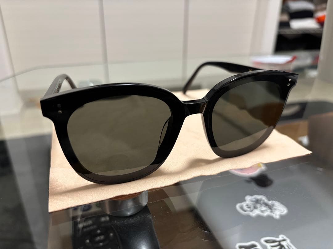 小物 GENTLE MONSTER FLATBA MyMa