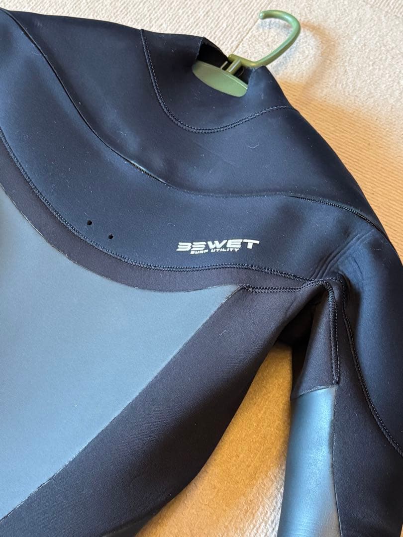 TOMO　ビーウェット セミドライ 5/3mm