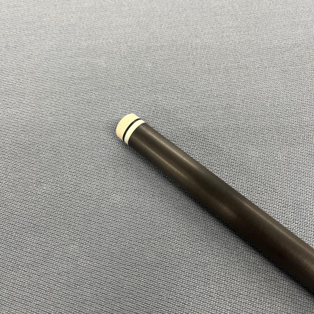 アワジジャンプキュー　ビリヤードキュー 赤・黒