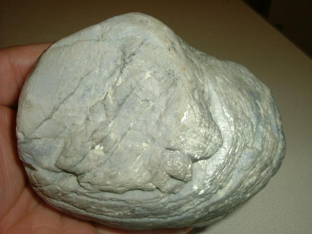 【博物館クラス】糸魚川産 コランダム ４８０ｇ サファイア 宝石 国産鉱物