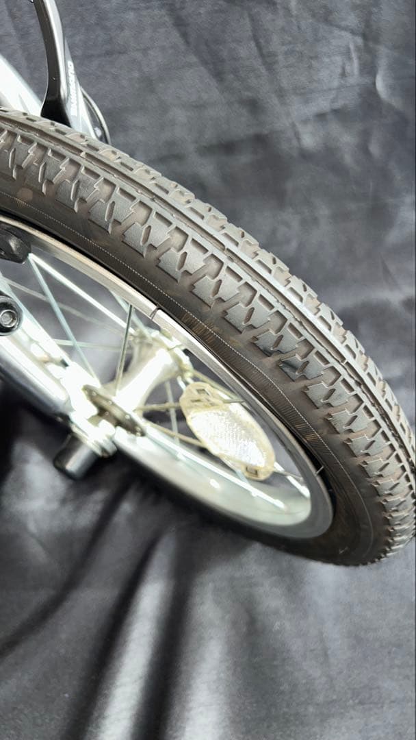 折りたたみ自転車 シルバー 小径ホイール