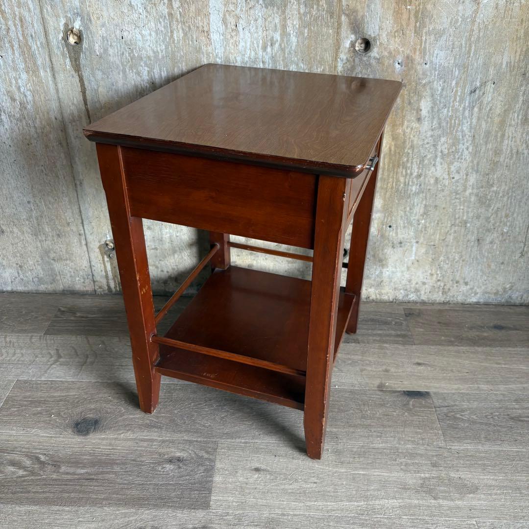 アメリカヴィンテージ US 米軍放出品　ナイトテーブル　サイドテーブル