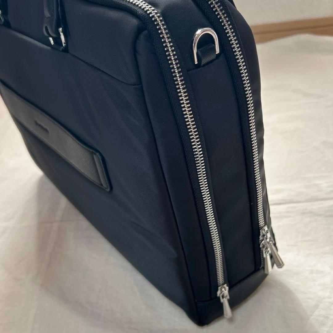 サムソナイトザリア3.0 防水ビジネスショルダー　新品