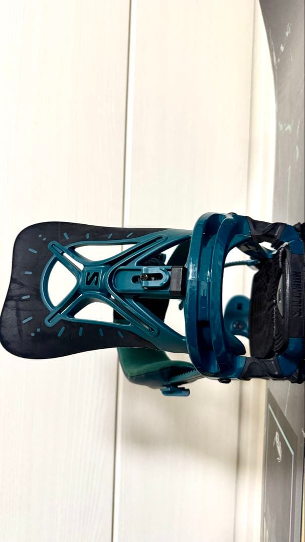 送料込み 美品 SALOMON スノーボードセット143cm Oh yeah