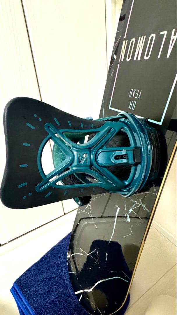 送料込み 美品 SALOMON スノーボードセット143cm Oh yeah